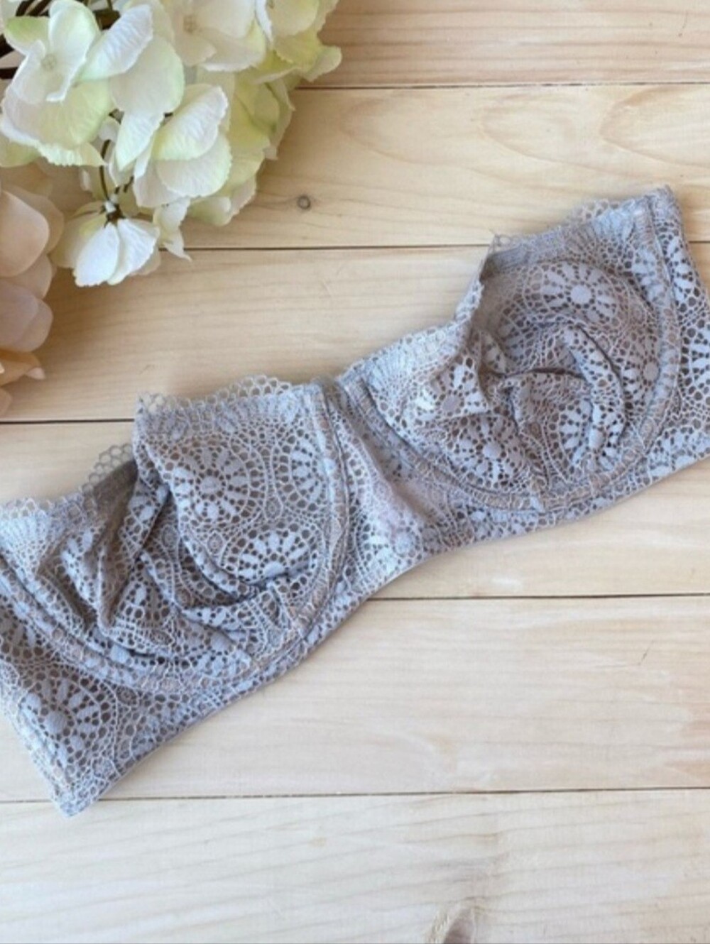 Free People Lace Bandeau convertible Light Gray 36B